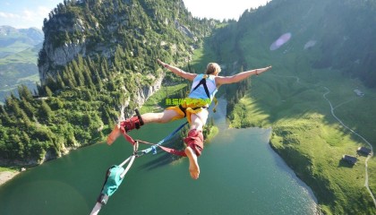 孙颖莎激战伊藤美诚，每次交锋都是全新的挑战