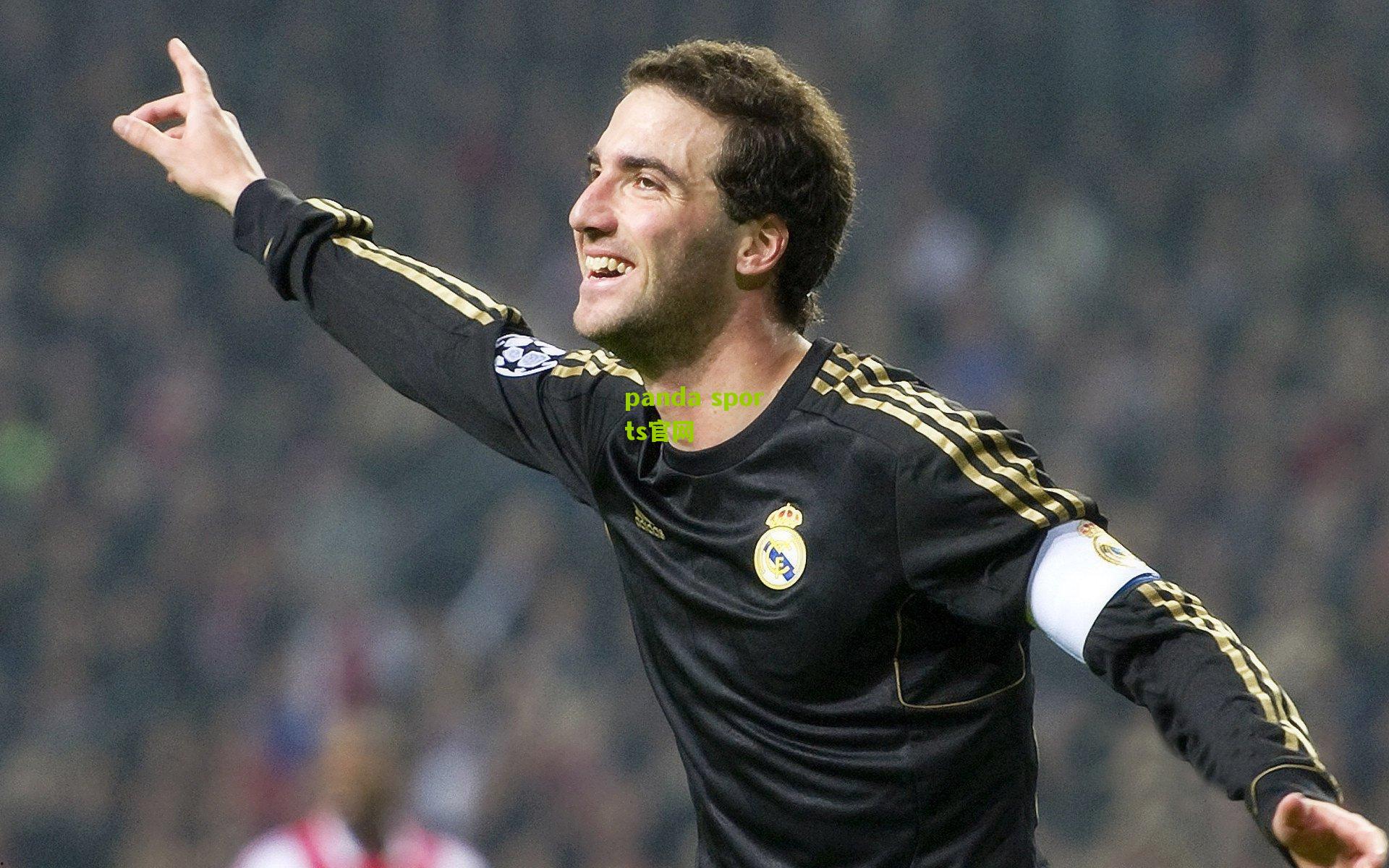 沙尔克2023-2024赛季半程回顾,伊德里齐的崛起与挑战