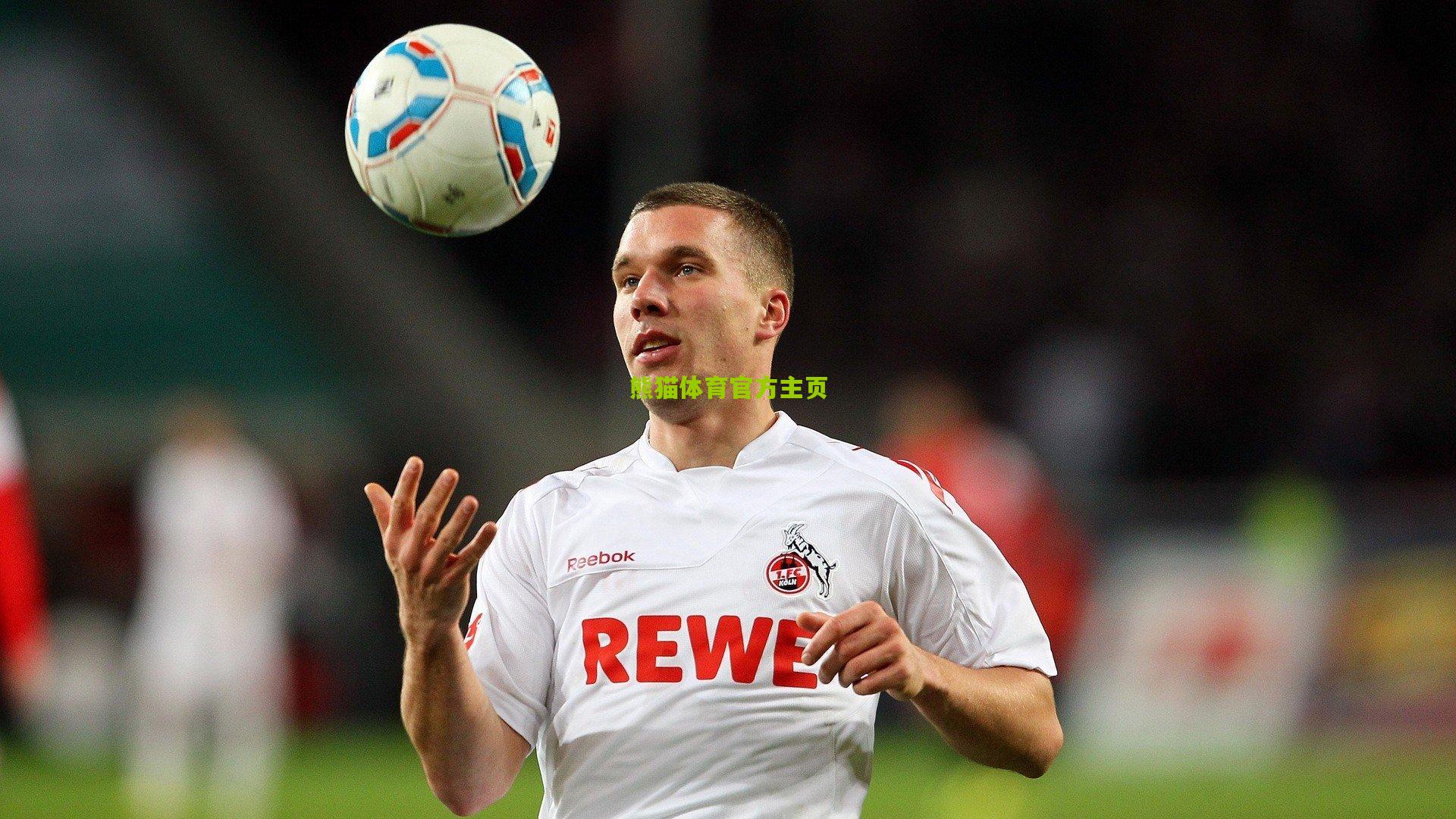 德媒曝伊藤洋辉或改踢左后卫 风格神似曼城铁闸阿克引热议